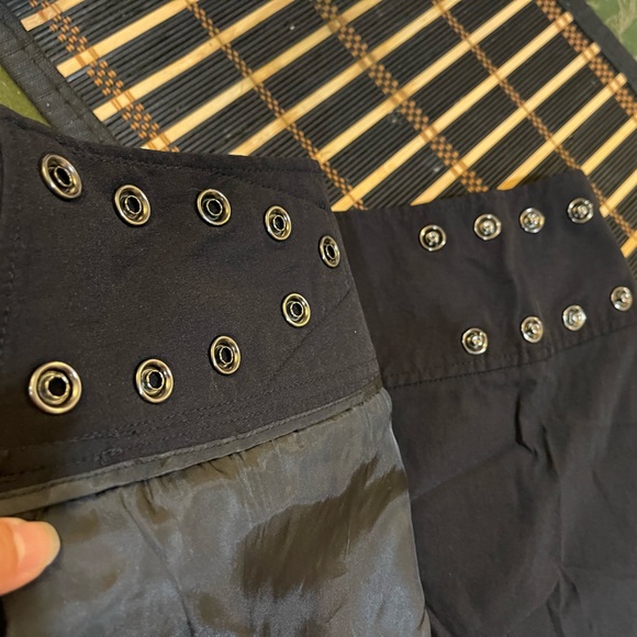 Black and pink utility stretch adjustable raver skirt with pockets - Picture 7 of 8